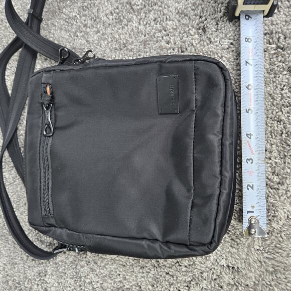 Pacsafe Citysafe Cs75 Black Antitheft Crossbody - Picture 6 of 10